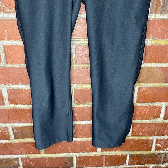 Womens Nike Dri Fit Cropped Leggings Size S - Picture 3 of 8